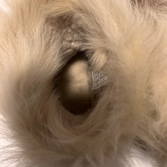 UGG MILLA WOMEN ANKEL BOOTS SUEDE EXPOSED FUR CHESTNUT US 7 - Picture 8 of 10